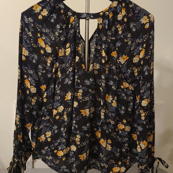 American Eagle Blouse - XS Navy Blue Floral - Picture 4 of 13